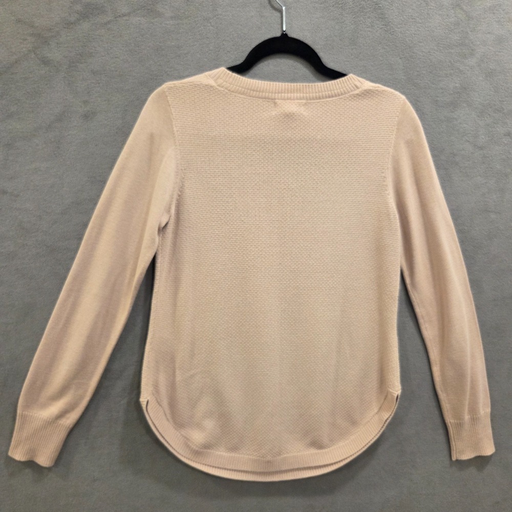 Shrinking Violet Sweater Women's Size Medium Classic Comfy Cozy Warm - Picture 2 of 5